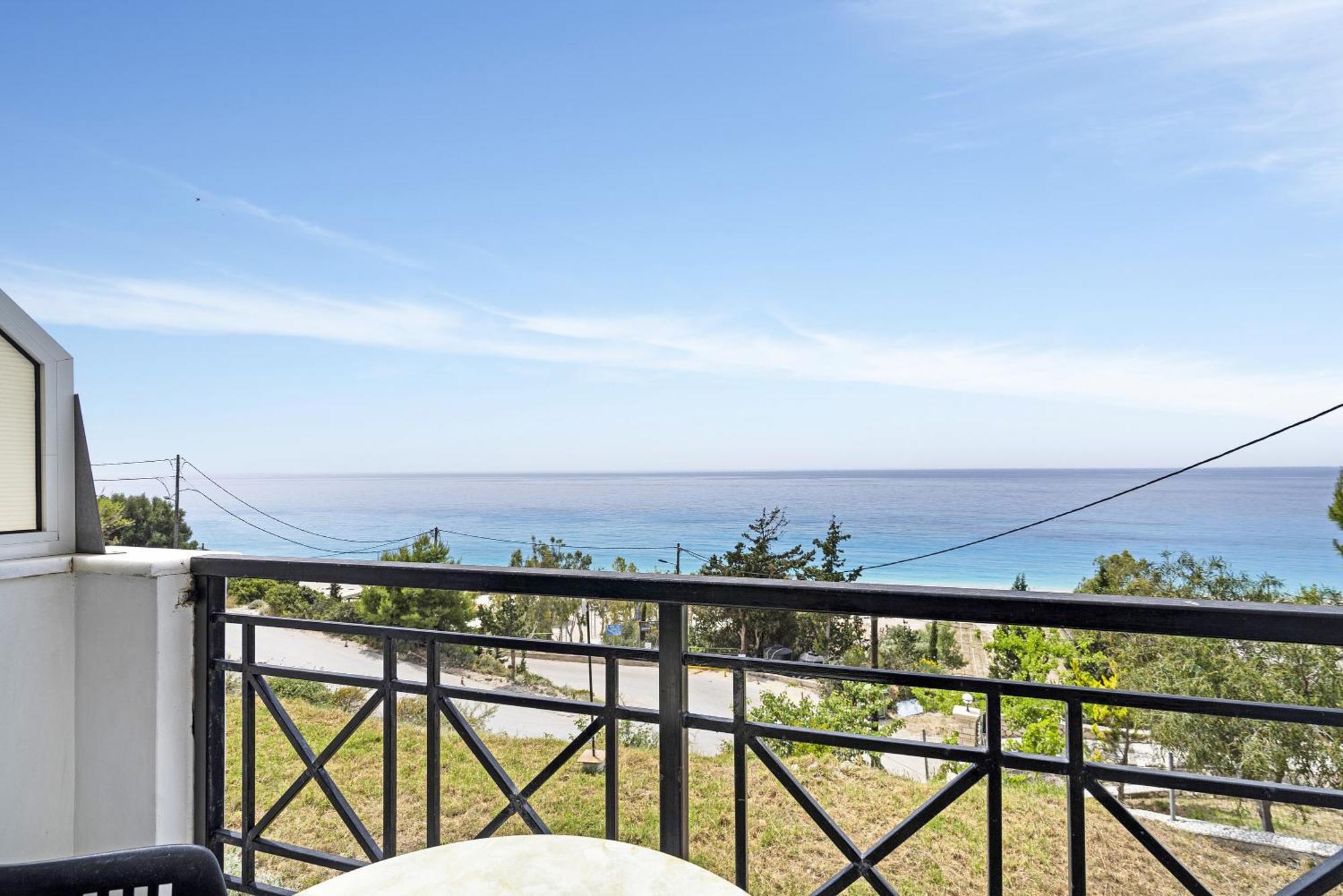 Sunset Premium Studio D Agios Nikitas Exterior photo
